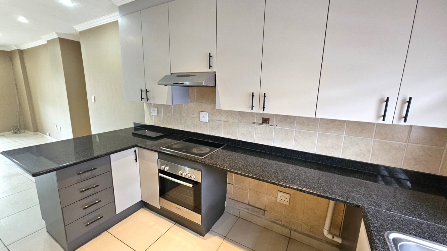 To Let 3 Bedroom Property for Rent in Melodie North West